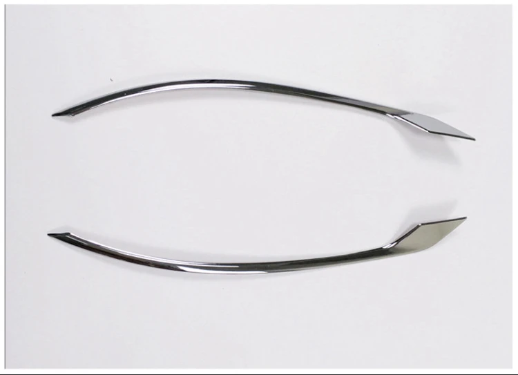 2 шт. хромированные наклейки на задние противотуманные фары для Volvo XC60 2018 |