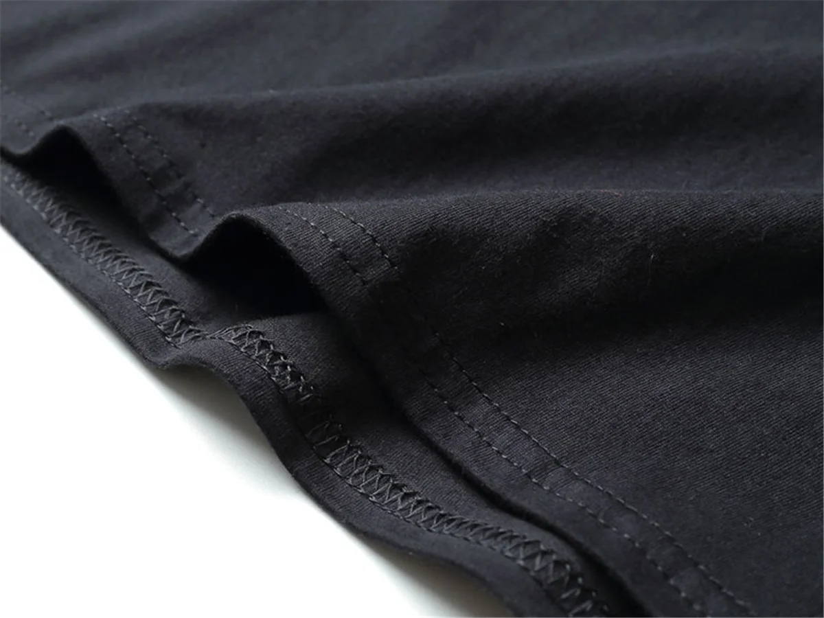 Японского аниме летние костюмы Родезийский армии Tee-быть человеком среди Для