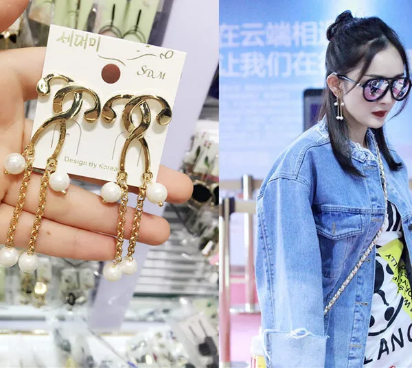 Серьги-пусеты в Корейском стиле с золотыми длинными кисточками и жемчугом |