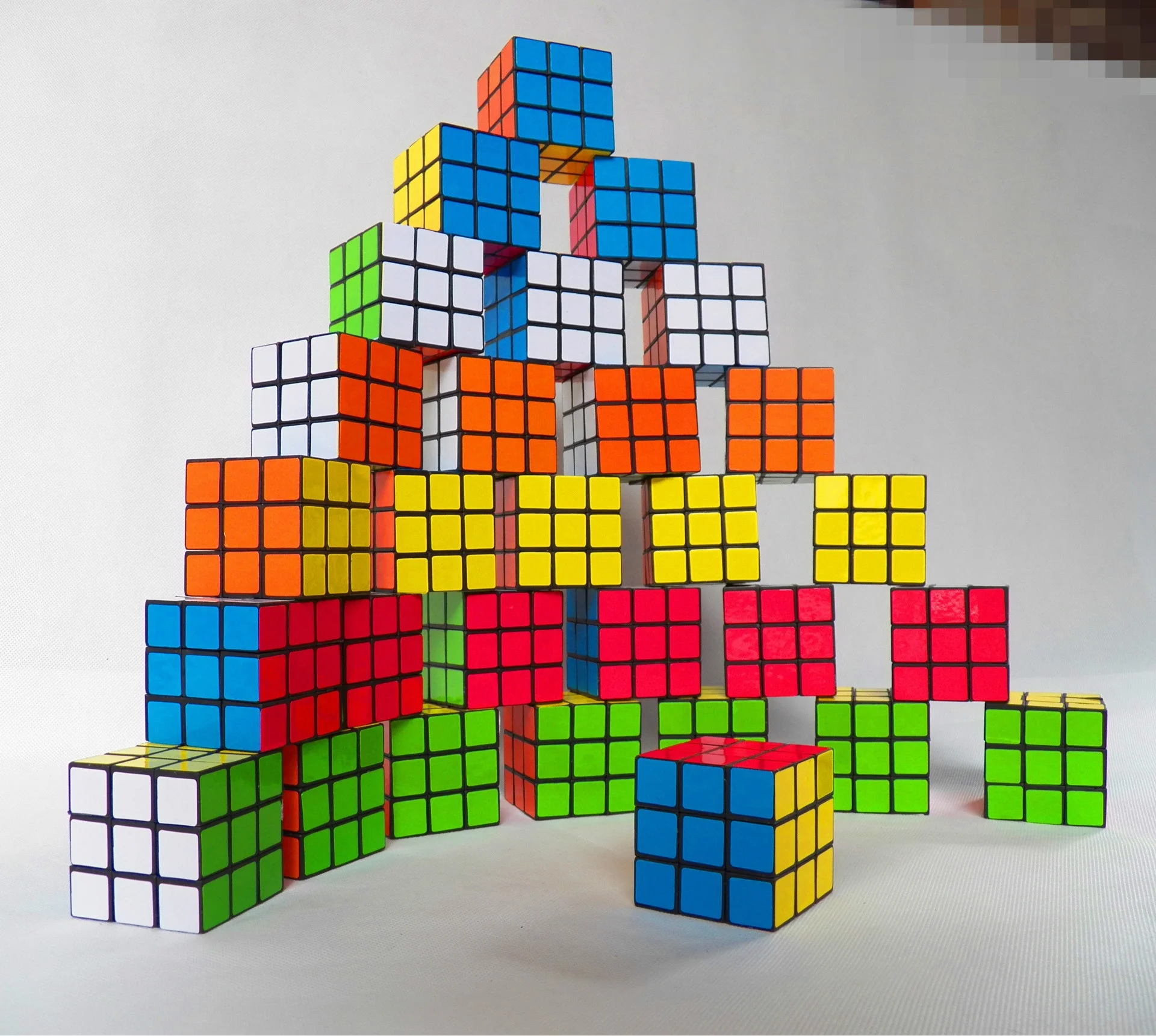 5 см Волшебные кубики 3x3x3 Гладкий игра Профессиональный Cube детей раннего