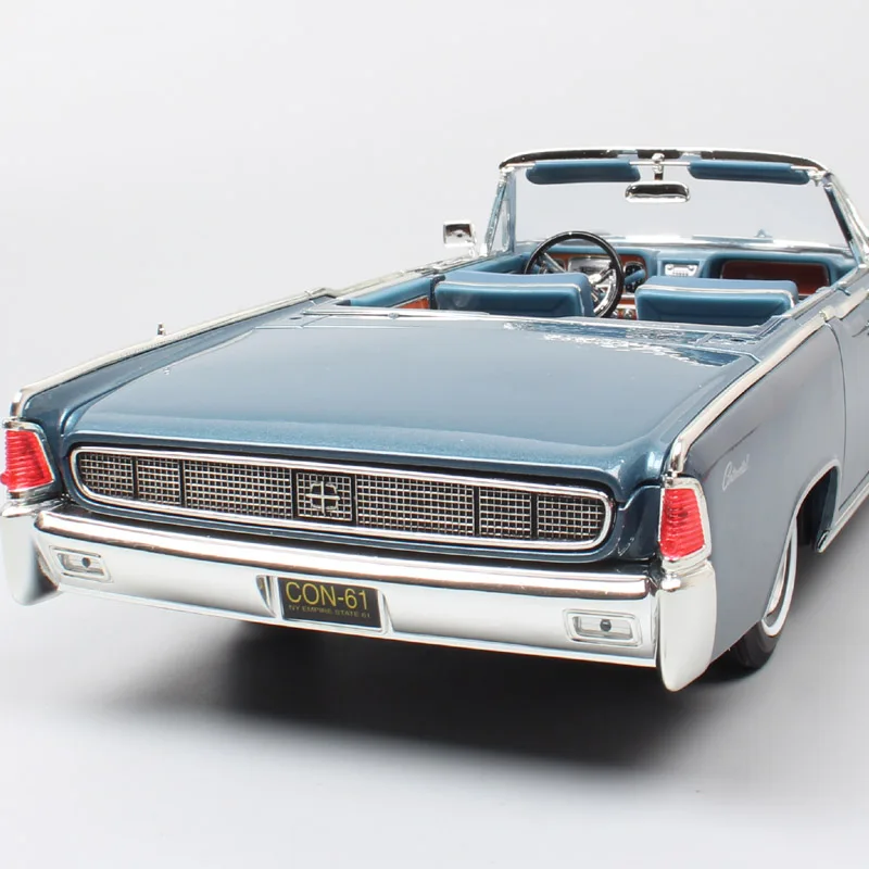 Классические большие весы, автомобильные 1:18, бренды 1961, LINCOLN, континентальные металлические модели автомобилей, Diecasts& Toy Vehicles для детской коллекции