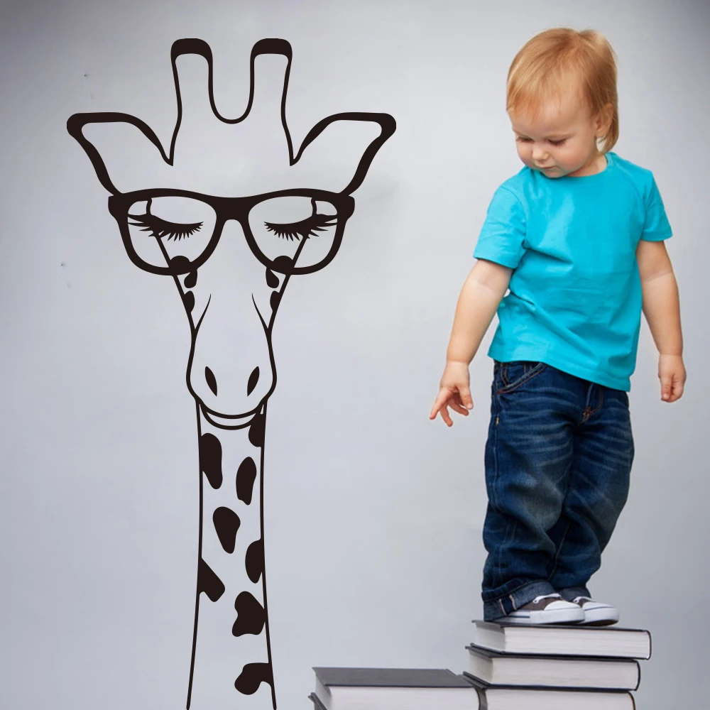 

New arrival Cartoon Giraffe Head With Glasses Wall Sticker Kids Room Nursery Africa Animal Bedroom Wall Decal Mural
