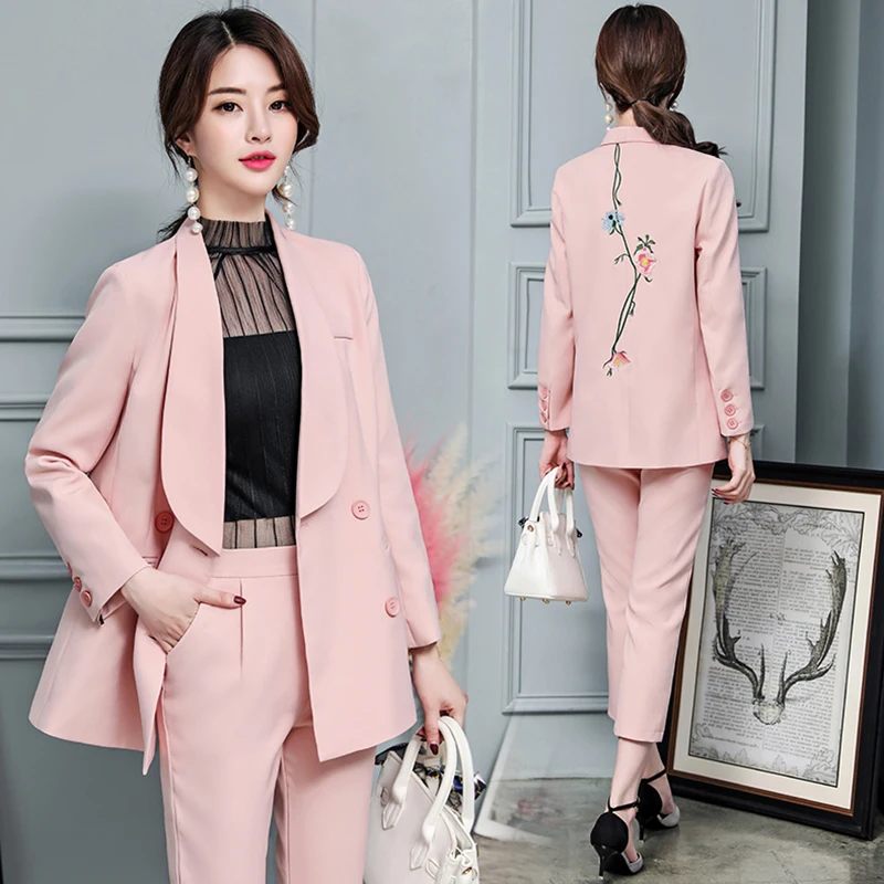 

Korean version of the embroidery small fragrance small suit professional suit new fashion temperament women's casual two-piece