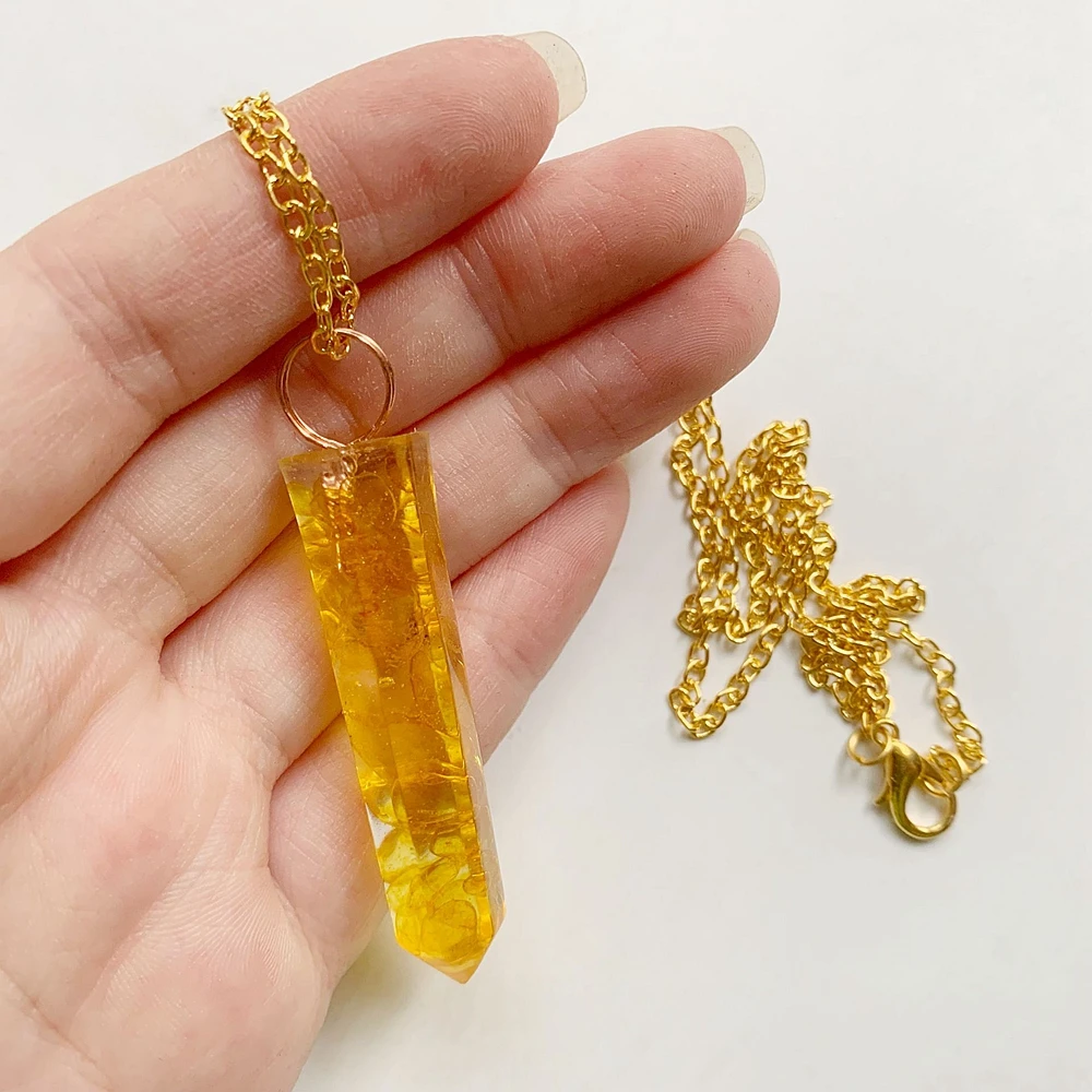 Желтая подвеска цепочка с кристаллом Золотая энергетическая лечебная точка