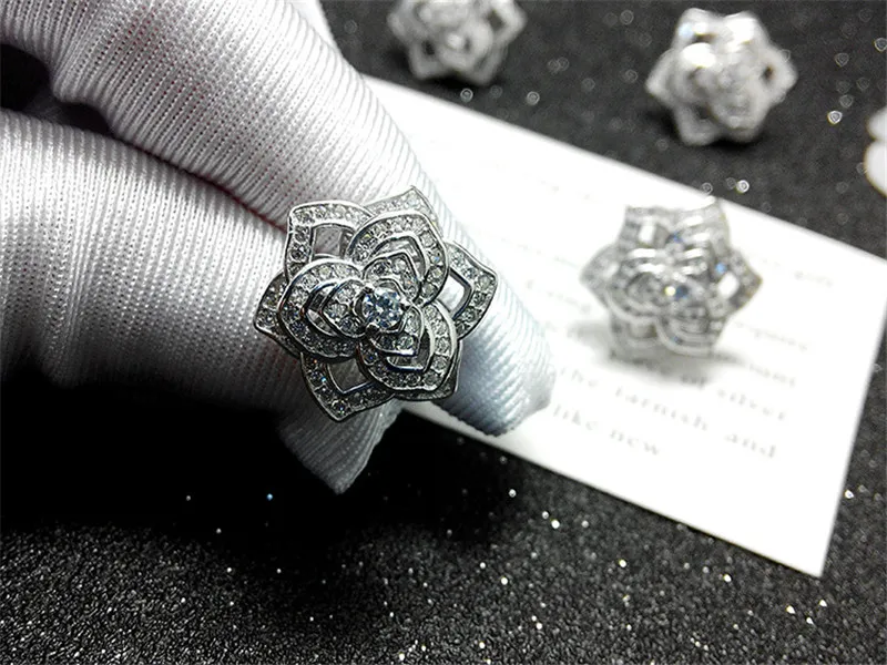 Элегантный розовый цветок синтетический SONA камень ожерелье серьги гвоздики 100%