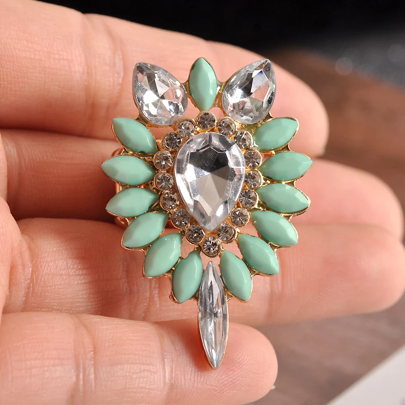 Golden fashion flower ring. Green semi-precious stones and crystal Mosaic. new European American popular accessories SETS | Украшения и