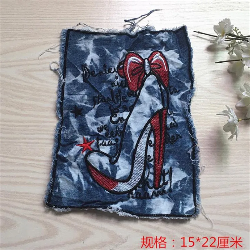 Женская одежда для мальчиков джинсовая с вышивкой и заплатками на высоком