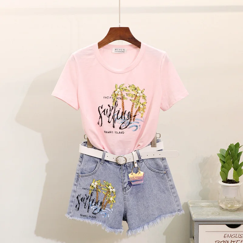 Женский комплект ALPHALMODA футболка с буквенным принтом блестками и шорты из 2