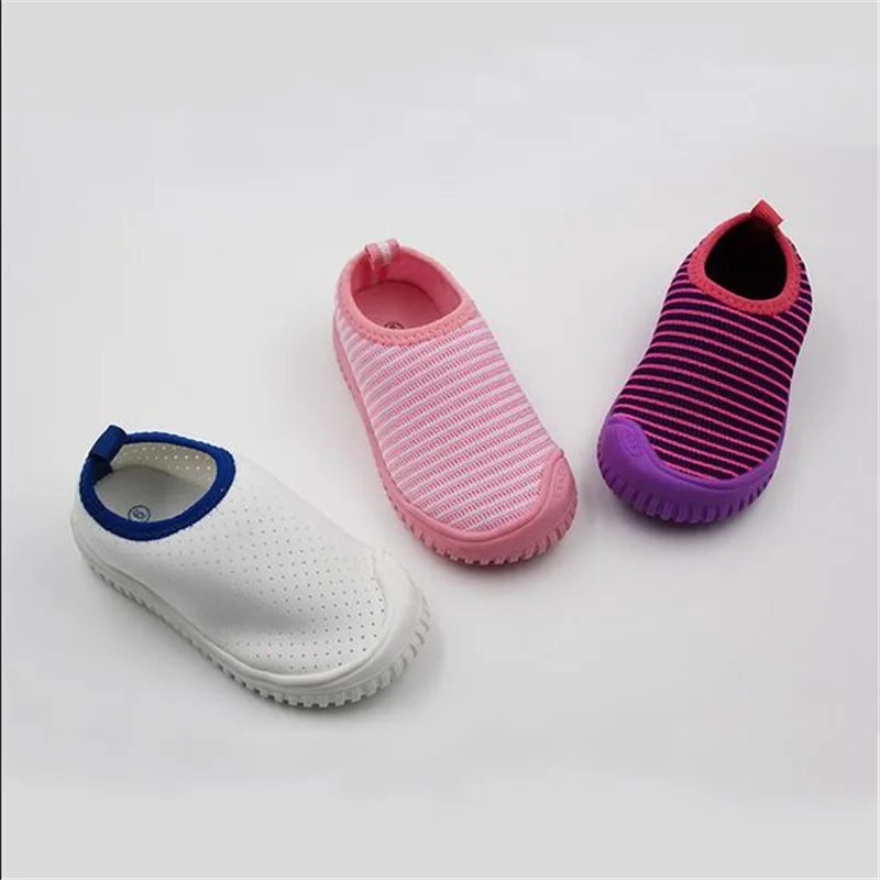 Новинка Модные детские носки в полоску для малышей Мягкая обувь Спортивная