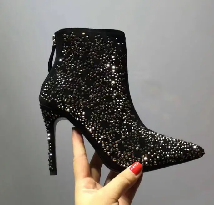 2017 г. осенние модные женские ботильоны с острым носком украшенные стразами