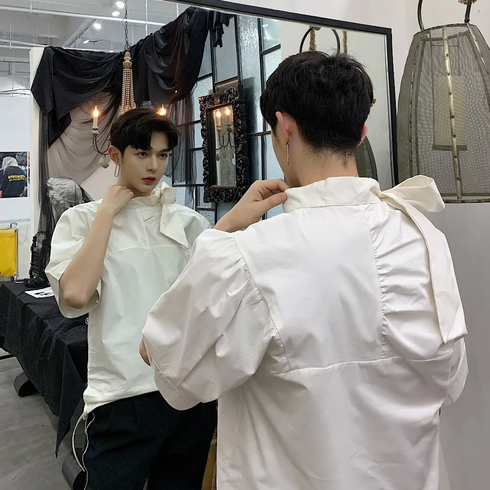 Мужская рубашка в полоску летняя свободная тонкая с треугольным вырезом и