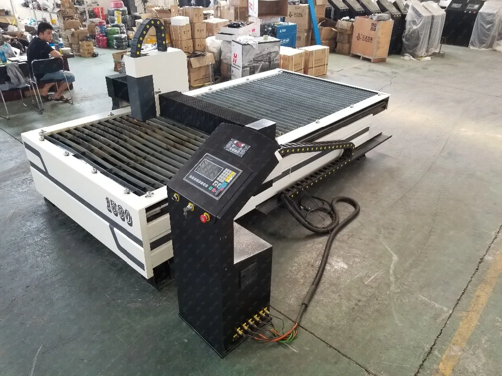Многофункциональная экономичная машина для резки листового металла с ЧПУ 1 5*3 0