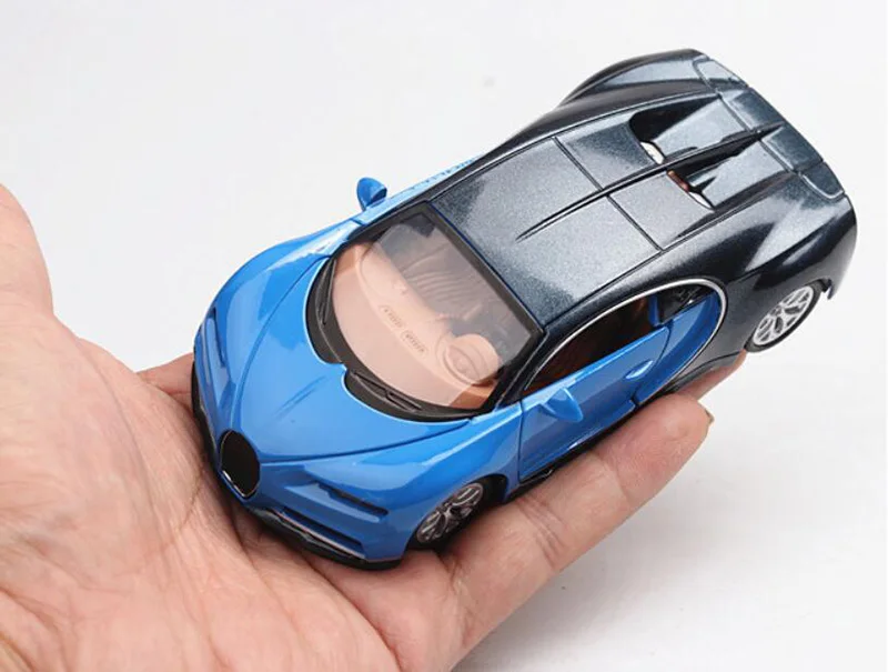 1/36 масштабная Игрушечная машина Bugatti Chiron, спортивный автомобиль из металлического сплава, литые модели автомобилей, миниатюрные игрушки для детей, детская коллекция