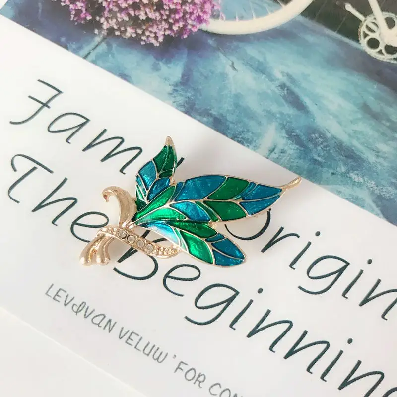 

New Simple Green Leaf Enamel Cute Brooch