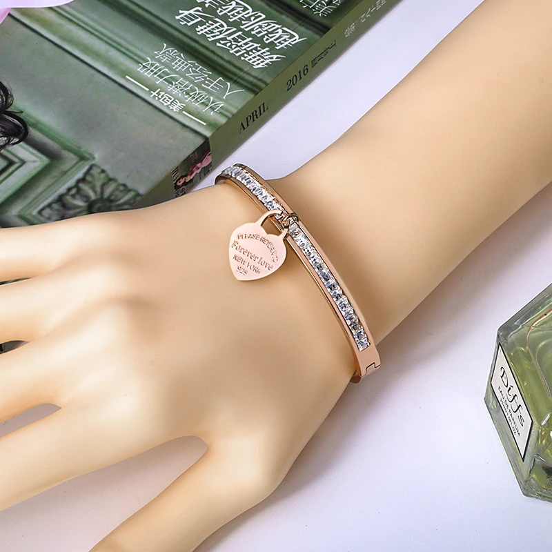 Модные браслеты из нержавеющей стали с фианитами для влюбленных женщин