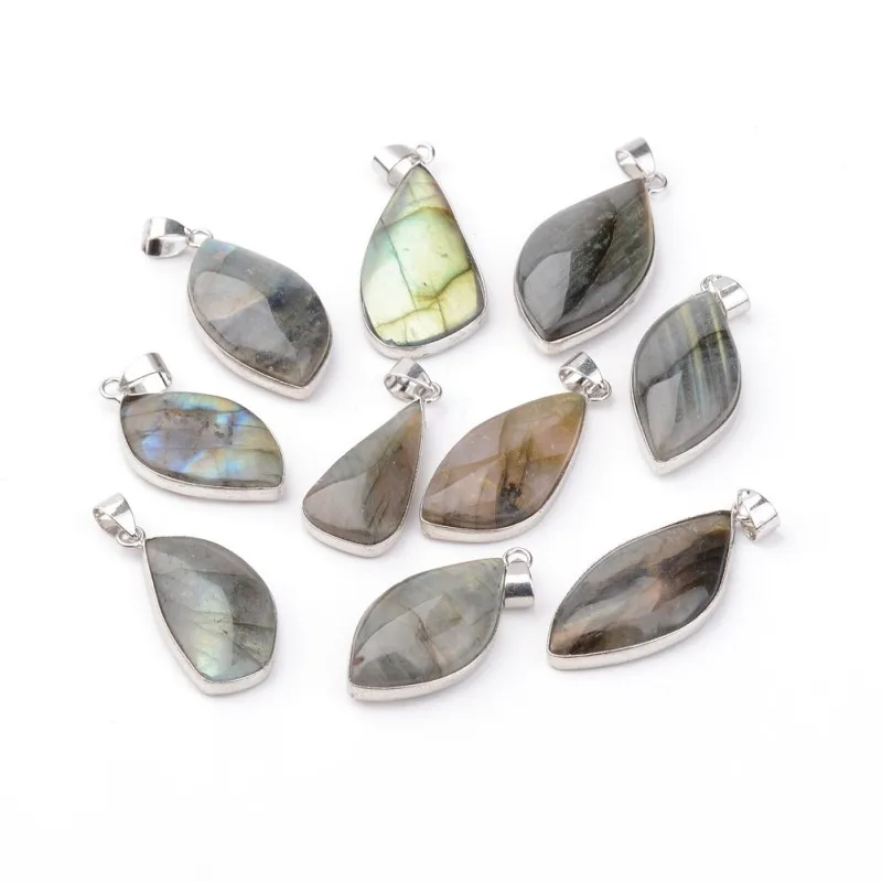 

Natural Labradorite Pendants, with Brass Findings Mixed Shape 28~55x13~35x4~11mm, Hole: 4x6mm