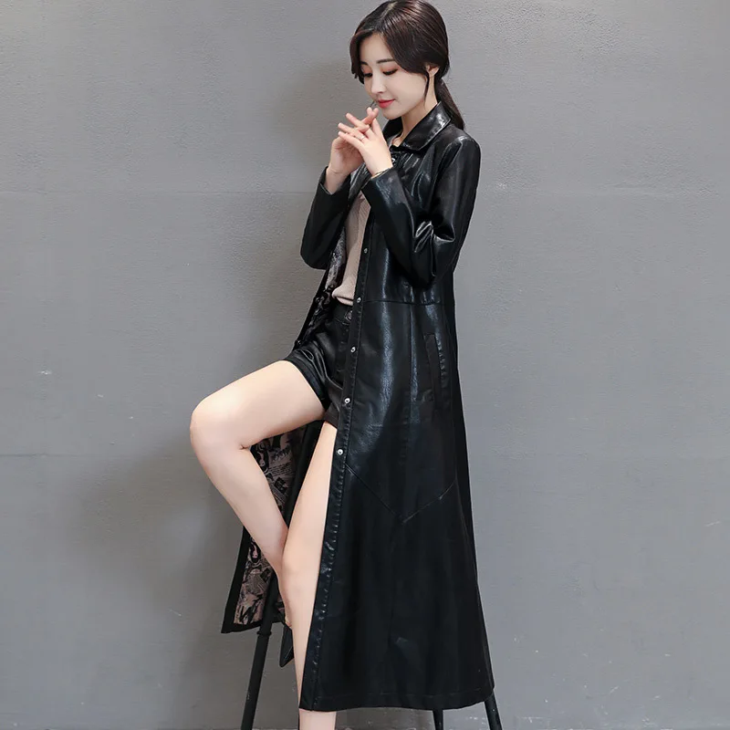 Женская кожаная куртка с искусственным мехом черная красная ветровка меховым