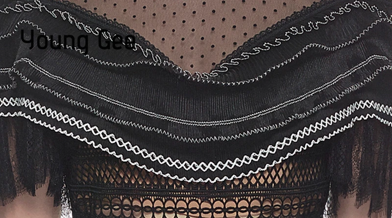 Женское кружевное платье Young Gee черное повседневное мини трапециевидной формы с