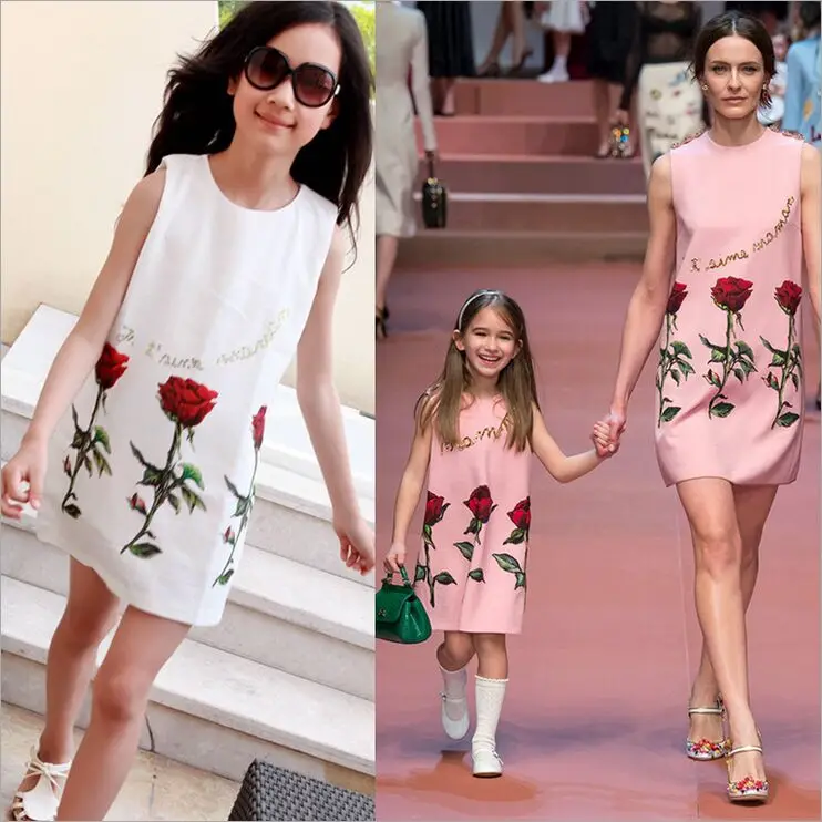 Одинаковые комплекты для семьи платья мамы и дочки одежда платье ребенка женское