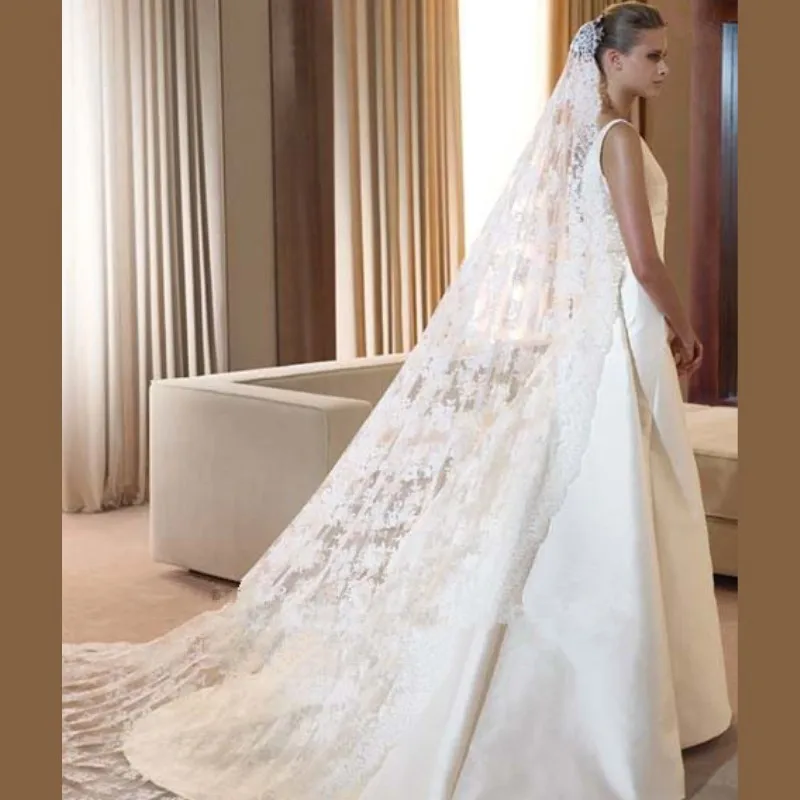 2015 роскошный собор слоновая кость и белые фаты 300 см кружева свадебные аксессуары