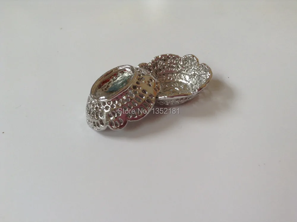 Симпатичная миниатюрная кухонная мини-корзина для хлеба серебристого цвета в