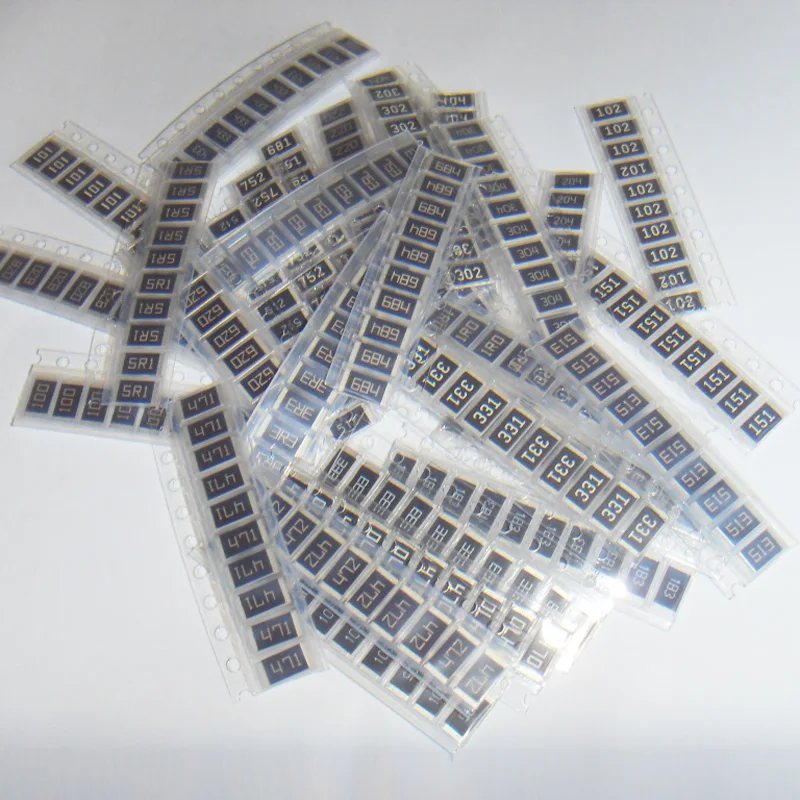 Комплект резисторов 2512 SMD из сплава 33 ценоx10 шт. = 330 упаковка 1R ~ 1M 5%