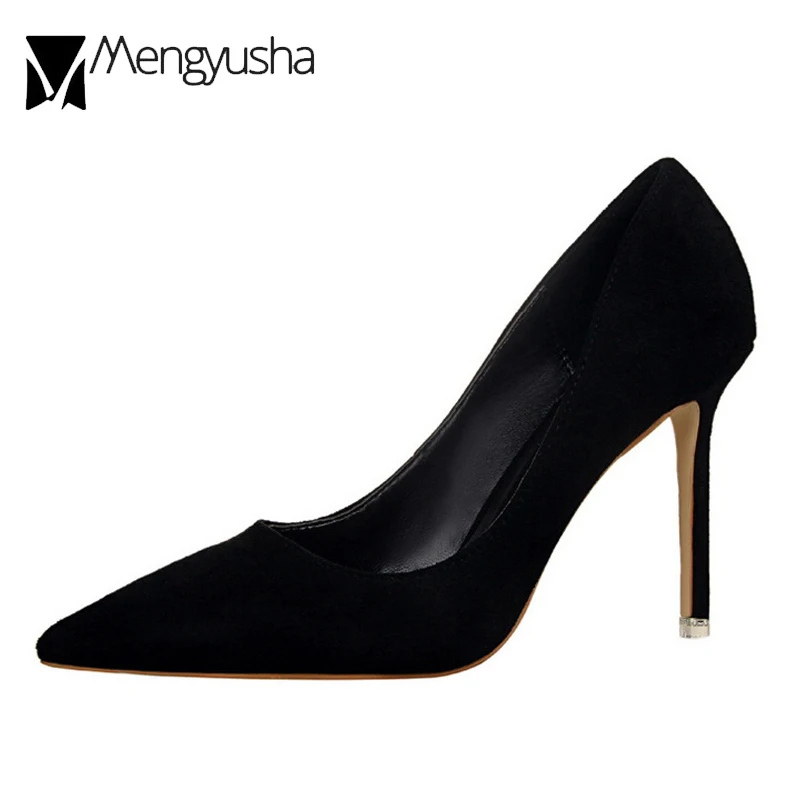 Короткие туфли из органической кожи бархатные лодочки с острым носком модельные