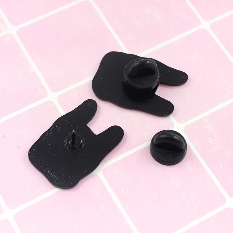 WEISHUOLI мультфильм эмаль милый простой стиль Новая буква капля масло брошь