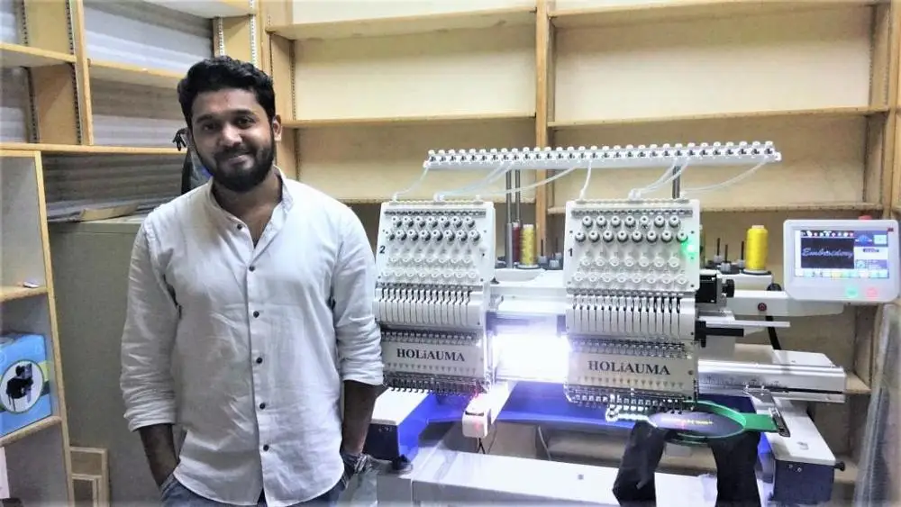 Автоматическая компьютерная вышивальная машина с 2 головками высокоточная новая