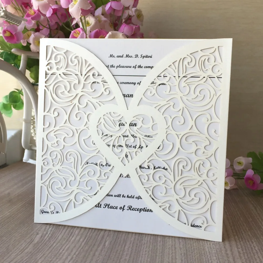 

50Pcs Pearl paper Pretty Wedding Birthday Party Decoration Supplies Romantic Laser Cut Lace Heart Wedding Invitations Cards