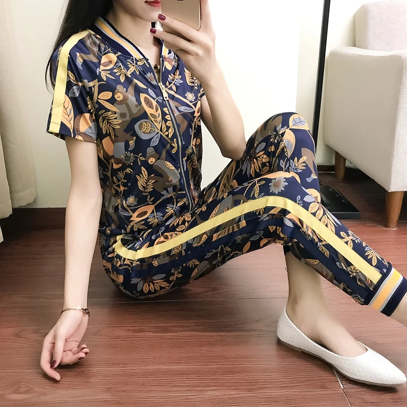 Спортивный костюм Женский Повседневный брючный 2019 новый летний комплект из двух