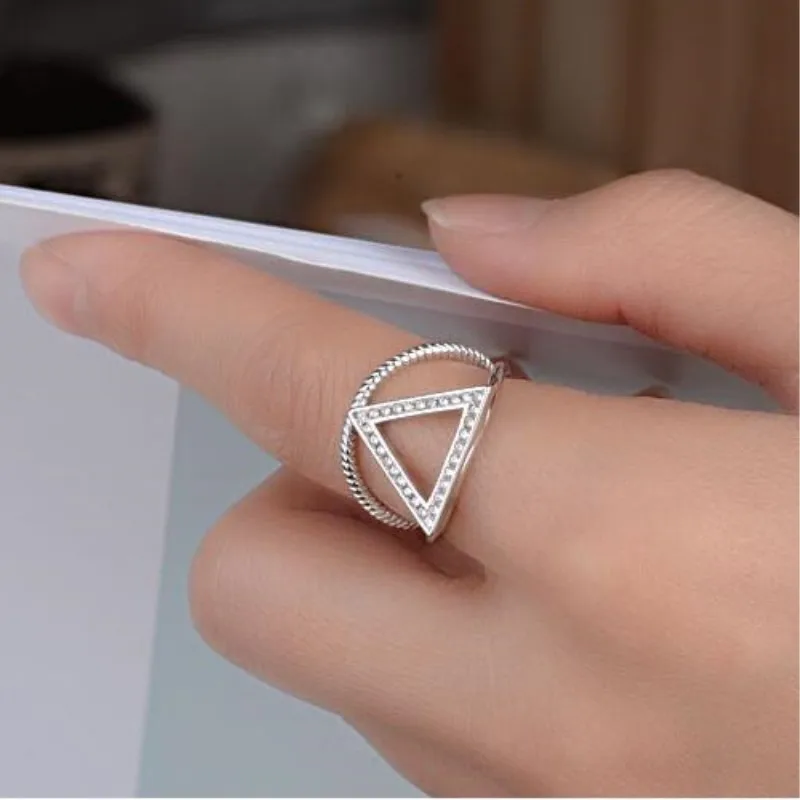 

New Fashion Atmosphere Exquisite 925 Sterling Silver Jewelry Korean Style Triangle Geometry Crystal Opening Rings SR333