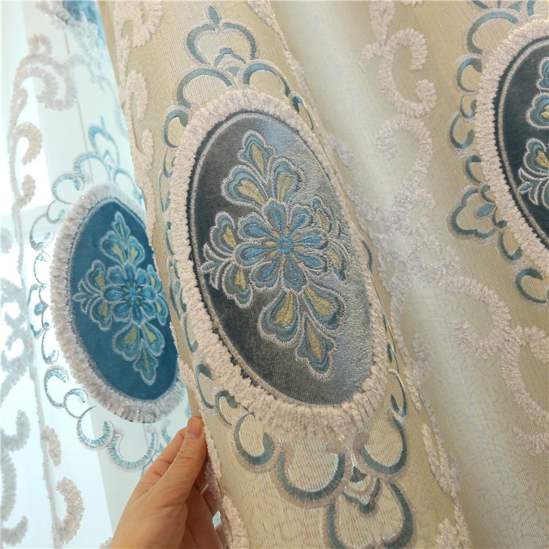 Европейские Роскошные затемняющие шторы с вышивкой на заказ для гостиной