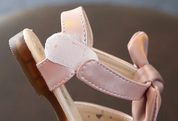 POSH DREAM золотые кожаные одежда для малышей обувь для девочек в возрасте 1 года; Летнее платье принцессы детская обувь с мягкой подошвой для маленьких девочек; обувь для тенниса;