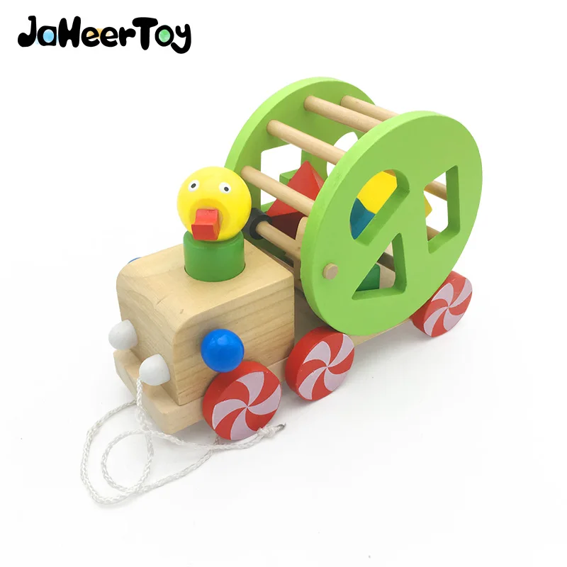 

Деревянная игрушка для малышей, в форме утки