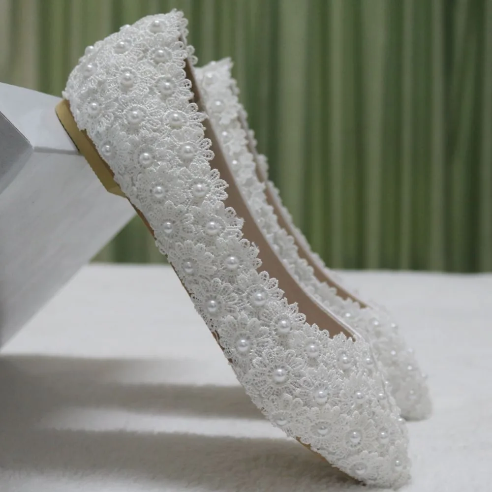 Туфли женские кружевные плоская подошва заостренный носок свадебные туфли