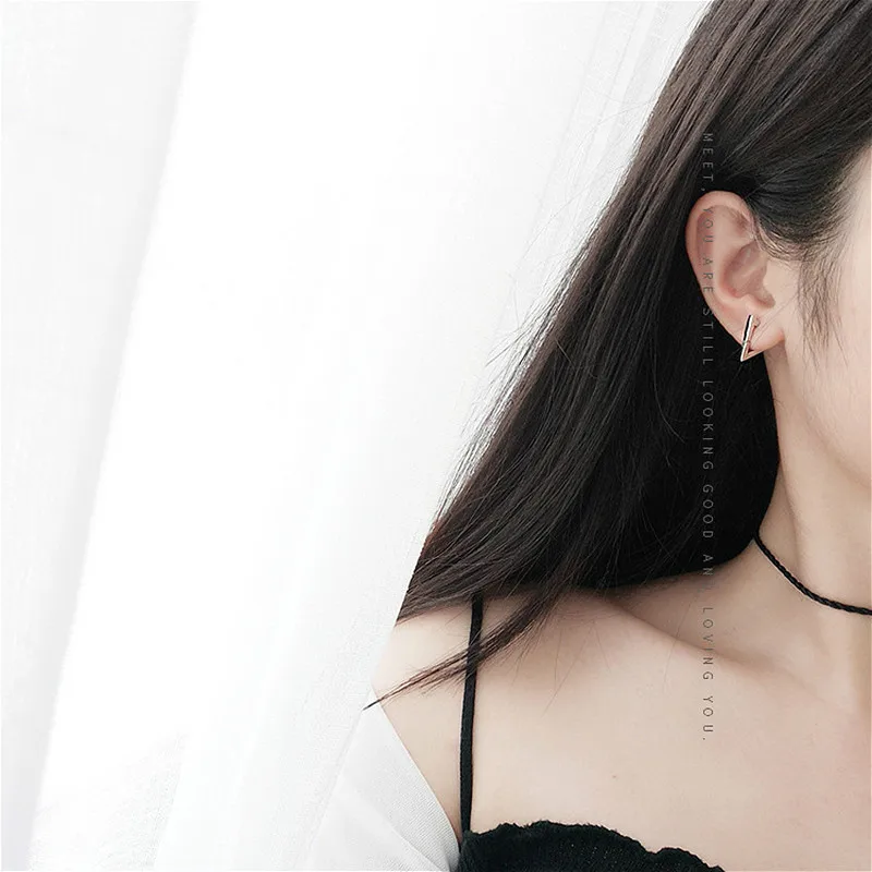 Серьги Flyleaf с подвесками в виде треугольника для женщин простые серьги из