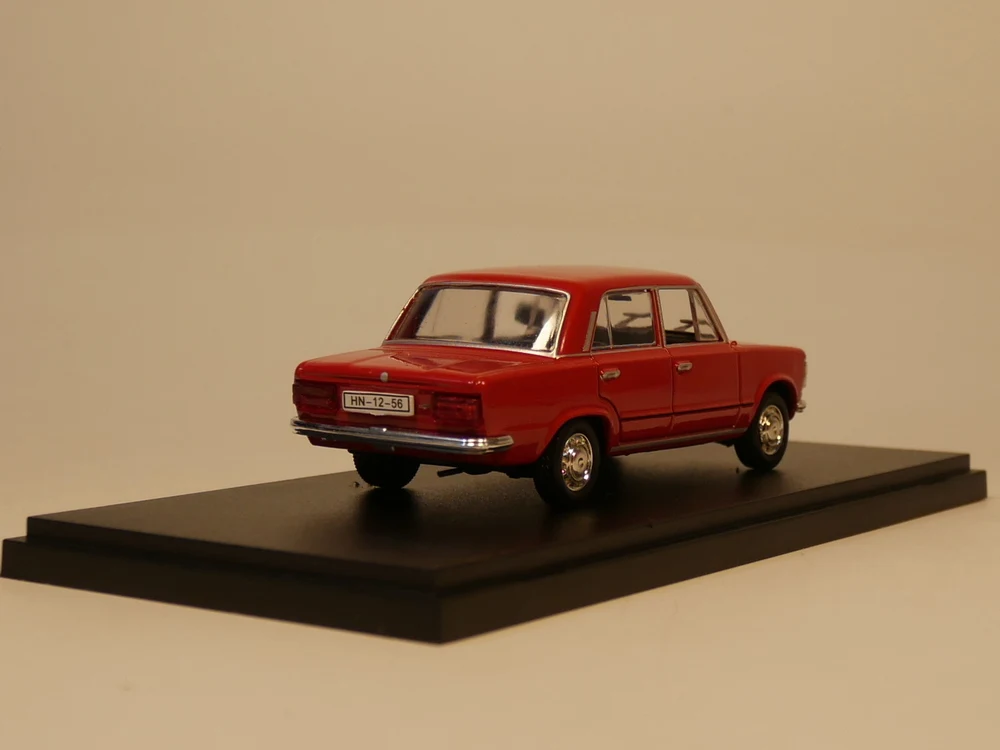 Ist модель 1:43 FIAT 125 P MR'75 бутик сплава автомобиля игрушки для детей Детские игрушки модель оригинальная посылка