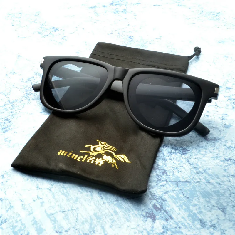 Женские солнцезащитные очки с квадратным сердечком большие пластиковые оправы в