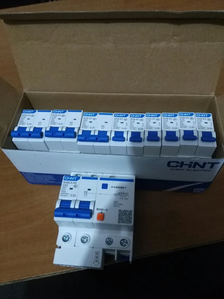 Disjuntor de ar Miniatura Dz47 Disjuntor Angul 2p 1a 2a 3a 6a 10a 16a 20a 25a 32a 40a 63a 230v 220v 50hz 60hz Mcb Novo Disjuntores