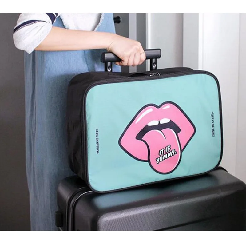 Diniwell Nylon Cartoon 2 Color Big Mouth Portable Make up Bags For Cosmetic Clothes Women Luggage Travel Bag | Багаж и сумки