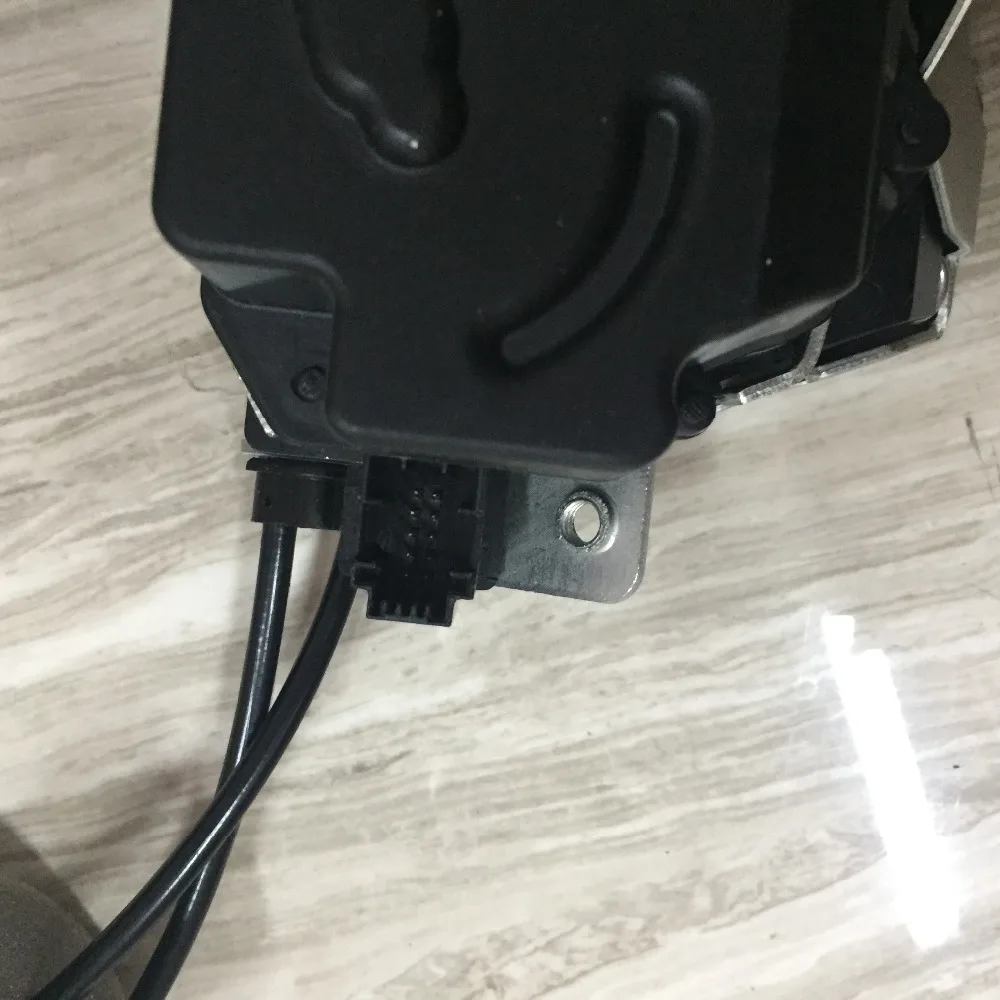 Привод замка заднего багажника для Mercedes GL450 GL550 R350 ML350 ML500 R320 1647400735 1647400300 A1647400735