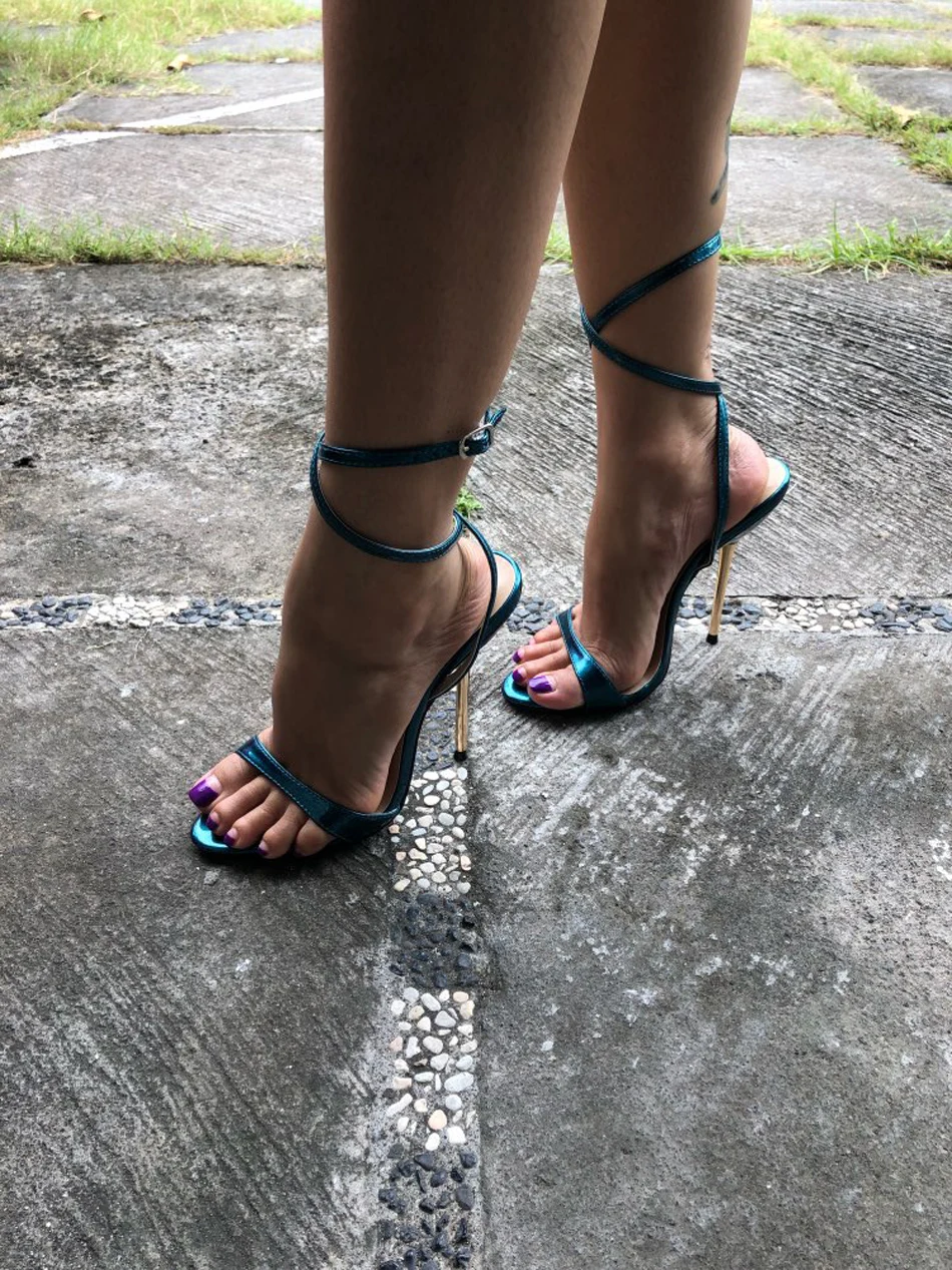 Женские туфли на шпильке железной Босоножки высоком каблуке пикантная обувь