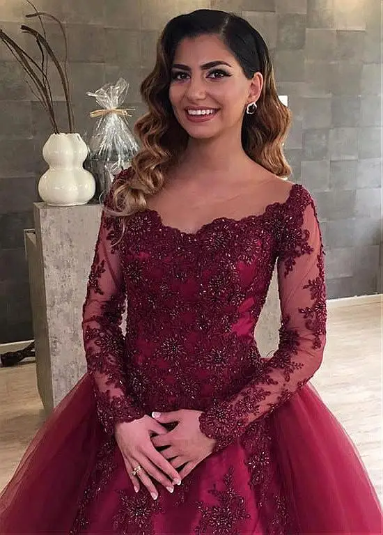 

Burgundy Vestido De Noiva Muslim Wedding Dresses Ball Gown Long Sleeves Tulle Lace Beaded Dubai Arabic Wedding Gown Bridal