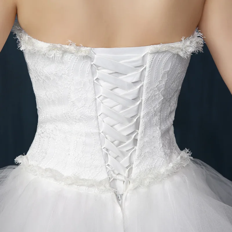 Женское свадебное платье Vivian's Bridal белое без рукавов с рюшами на шнуровке сзади