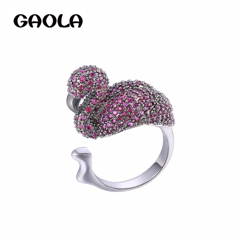 Женское свадебное кольцо GAOLA белое золотое с микро вставкой и очаровательной