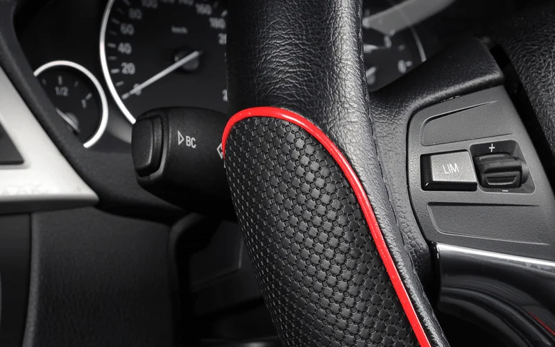 Autoyouth рулевого колеса автомобиля крышки Спортивная волна узор с красной линии сшивание Размер M подходит 38 см/15" Диаметр автомобиля Аксессуары