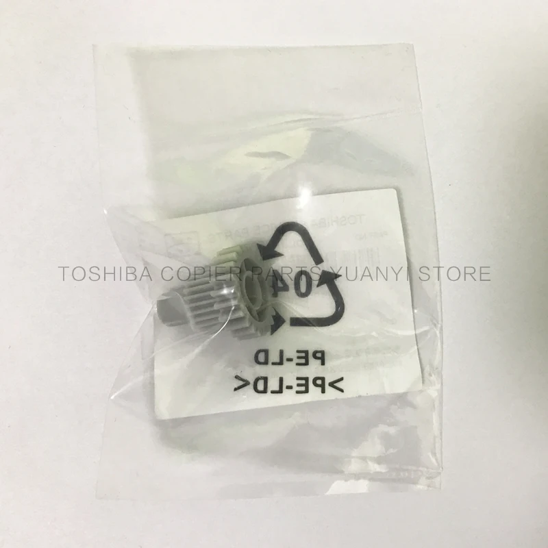 Оригинальные запчасти для копировальных аппаратов Toshiba Gear 6LJ765870 GEAR-DEV-IDLER e-studio |