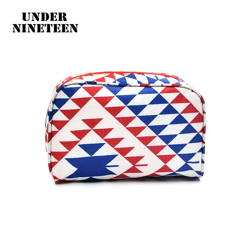 

Under Nineteen 2019 Women Makeup Bag Polyester Travel Cosmetic Bag Organizer Case Necessaries Make Up Wash Toiletry Bag Gifts