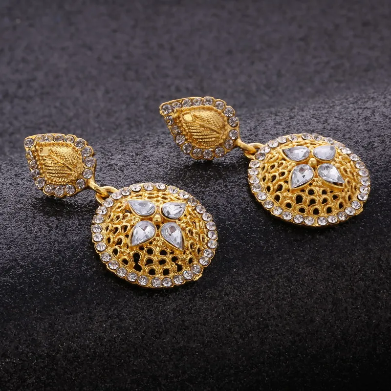 Женский комплект из колье и серёг с кристаллами | Украшения аксессуары